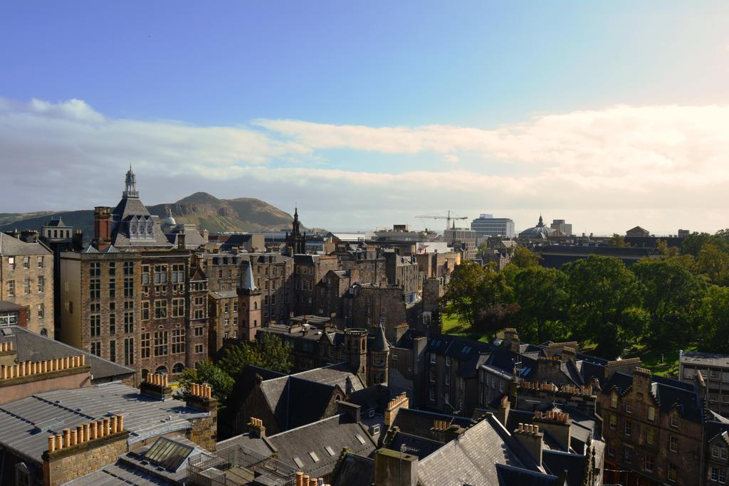 Royal Mile Elegance - Space & Luxury Lejlighed Edinburgh Eksteriør billede