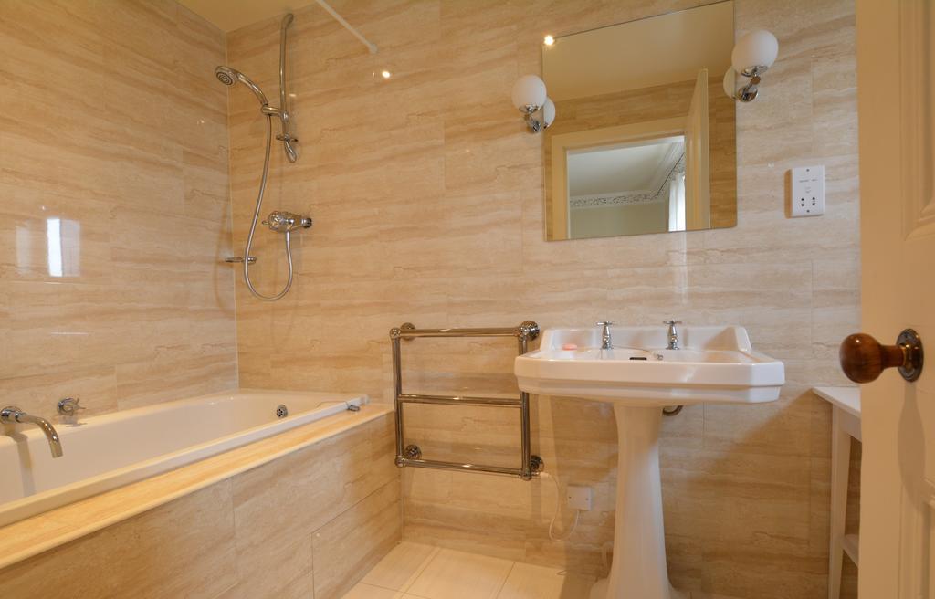 Royal Mile Elegance - Space & Luxury Lejlighed Edinburgh Eksteriør billede